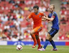 兰博竞技-关于瓦伦西亚迎社区盾关键赛，冲刺阶段回应争议，目标明确，阵容厚度经受考验的信息