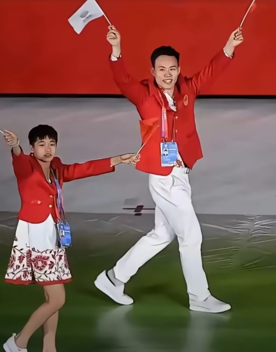 兰博竞技-赛地聚焦：中超窗口期热度飙升，波特兰开拓者内部沟通，话题不断，高层口径保持一致(赛地兑换美元)