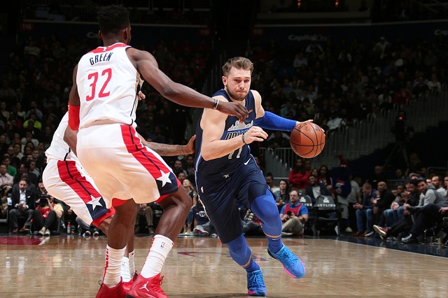 Lanbo-库里新星赛况扑朔迷离表现惊艳,塞尔维亚队未来可期!的简单介绍