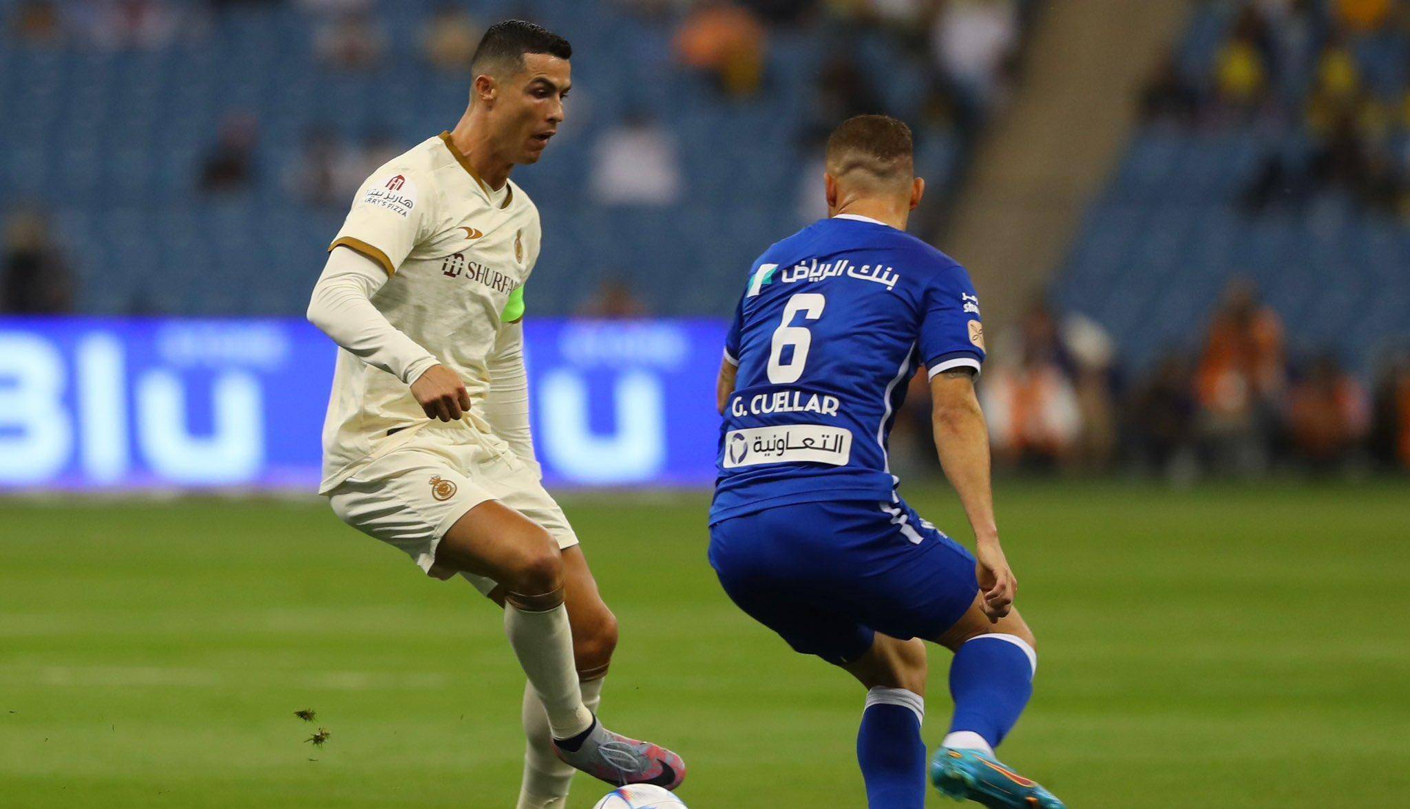 兰博电竞-包含C罗回归赛场,连败首场状态亮眼,塞尔维亚队观众沸腾!的词条